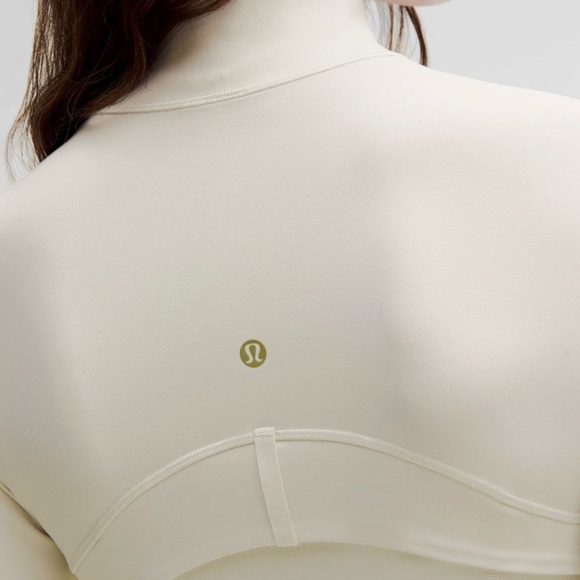 NWT/ Lululemon Athletica Cream Cropped Define Jacket/ Nulu - Picture 10 of 11